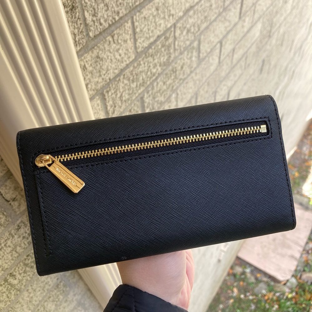 NEW Michael Kors Black Leather Trifold Wallet Snap Button Closure Gold Hardware - Picture 12 of 16